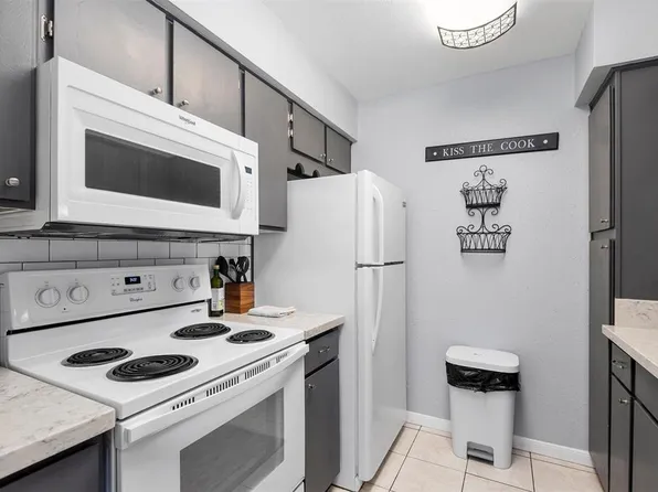 4647 Wild Indigo Street #354, Houston, TX 77027