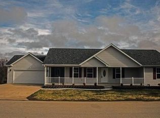 143 Saw Mill Rd, Saint Robert, MO 65584