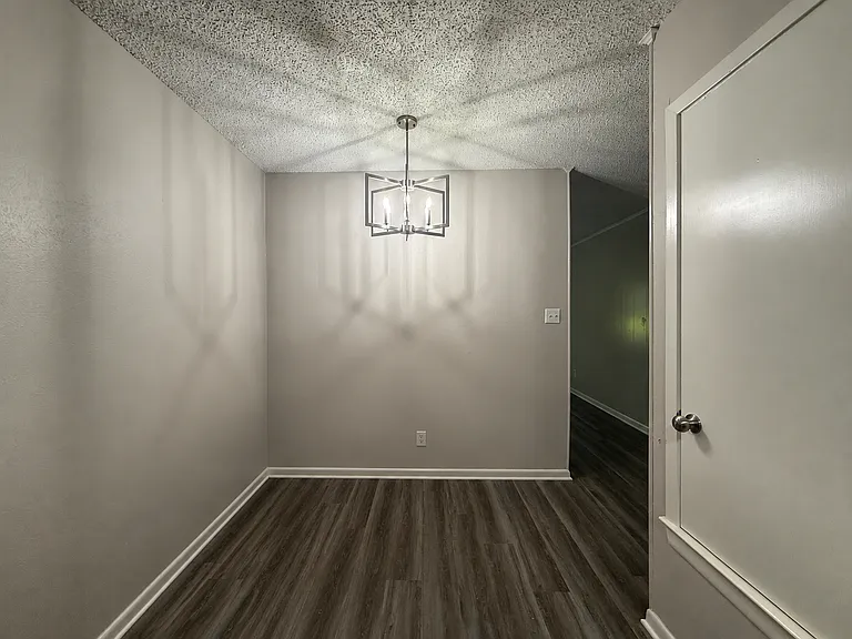 12402 Gentry Triplex — Photo 5