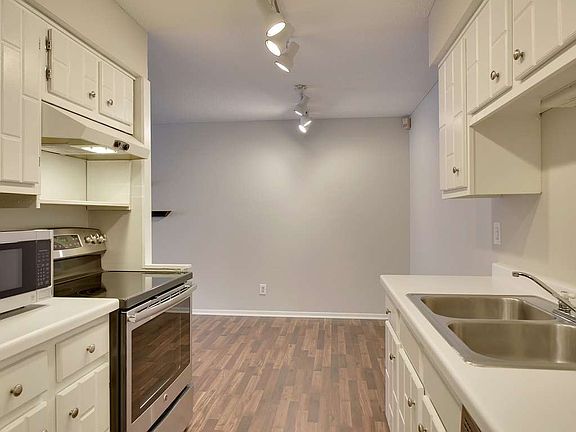 4th image of 4575 80th Street Cir W #105