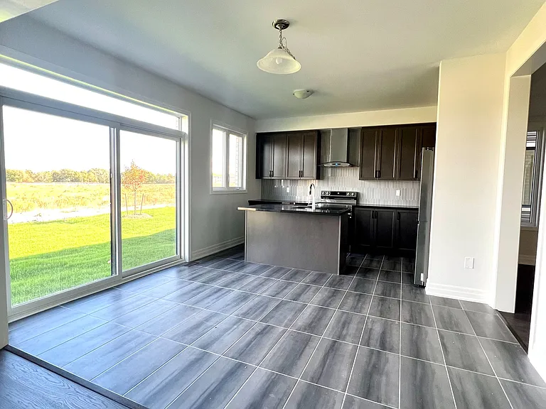 156 Union Blvd — Photo 5