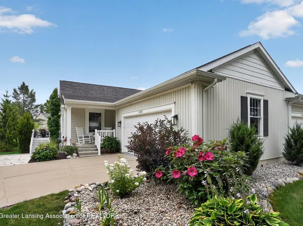 4185 Hamlet Cv, Bath, MI 48808