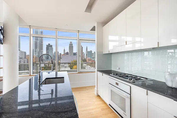 Sold by Brown Harris Stevens | media 4