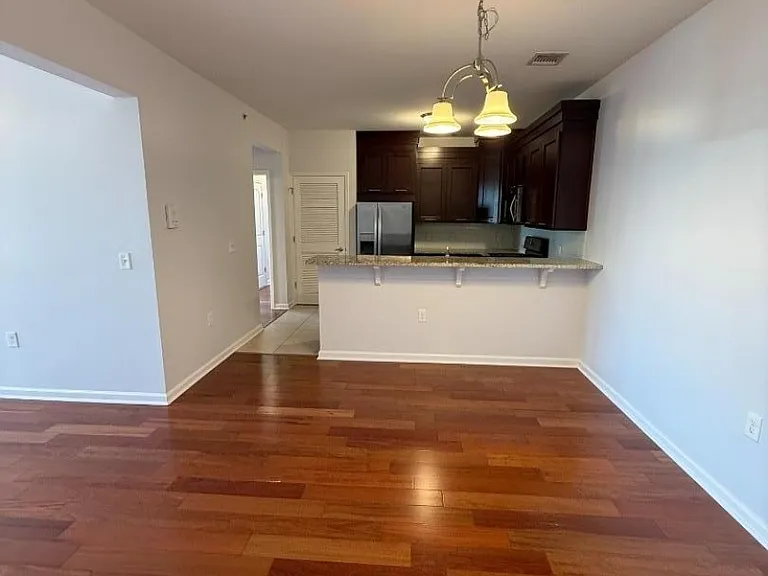 102 E Elizabeth Ave #406 — Photo 9