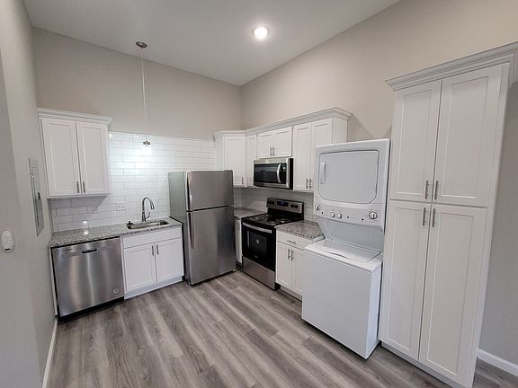 4th image of 116 W Main St #C