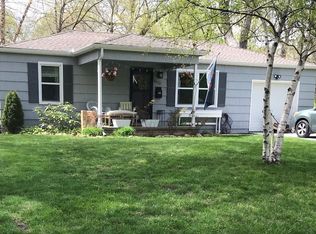 6032 Fontana St, Fairway, KS 66205