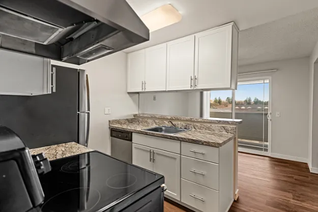 2 Bedroom 1 Bath Deluxe 2 Bedroom 1 Bath Deluxe