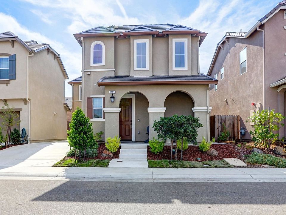 1st image of 1005 Bridlewood Dr
