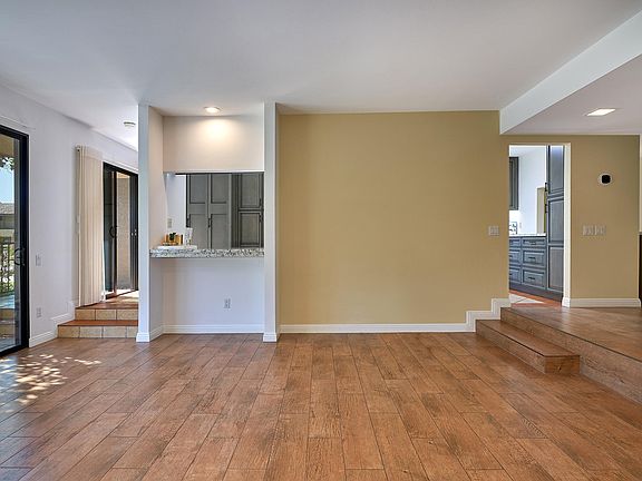 5th image of 355 N Avenida Caballeros Unit 11