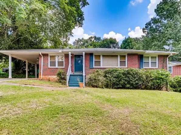 1379 Nalley Cir, Decatur, GA 30033