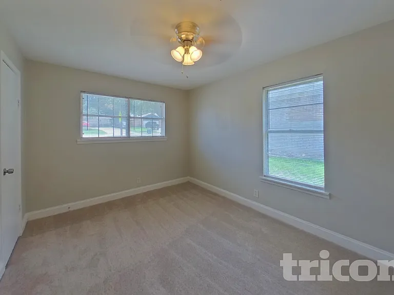 5636 Wimbleton Way — Photo 12