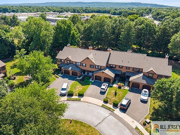 2nd image of 18 Estate Rd