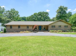 42 Lake Forest Dr, Spartanburg, SC 29302