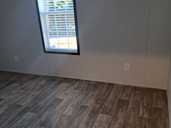 2nd image of 1012 Elk Dr NW