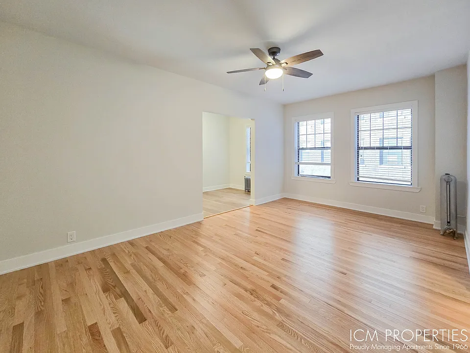 540.5 W Briar Pl #9D