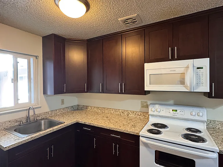 3080 Richmond Boulevard — Photo 30