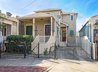 5422 Laurel St, New Orleans, LA 70115