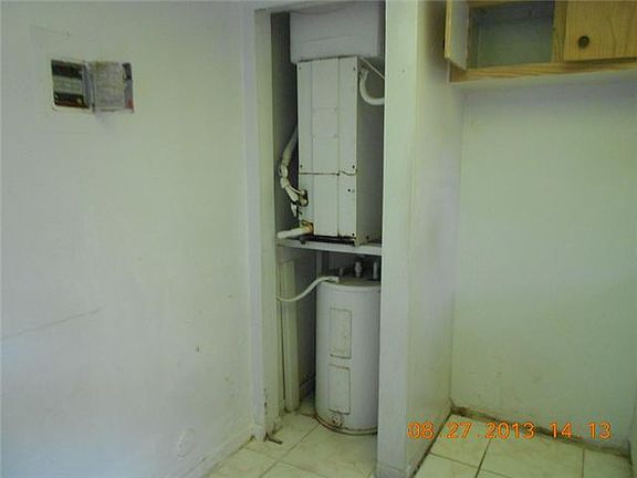 4th image of 101 NE 41st St #94F