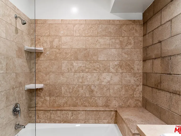 6615 Melrose Ave #3 — Photo 20
