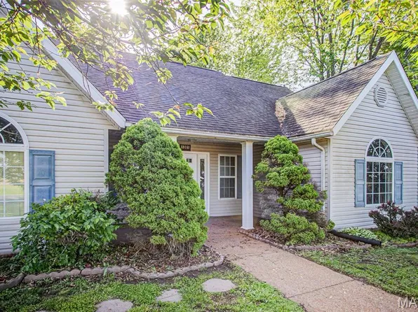 1301 Beaty Mound Rd, Jerseyville, IL 62052