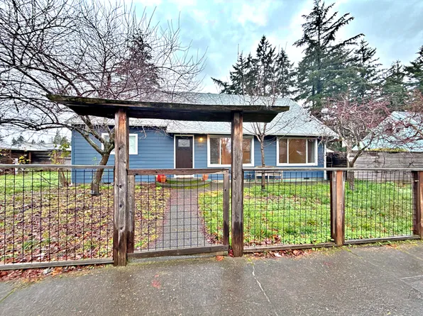 10405 SE Boise St, Portland, OR 97266