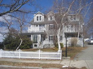 172 Main St, Wakefield, MA 01880