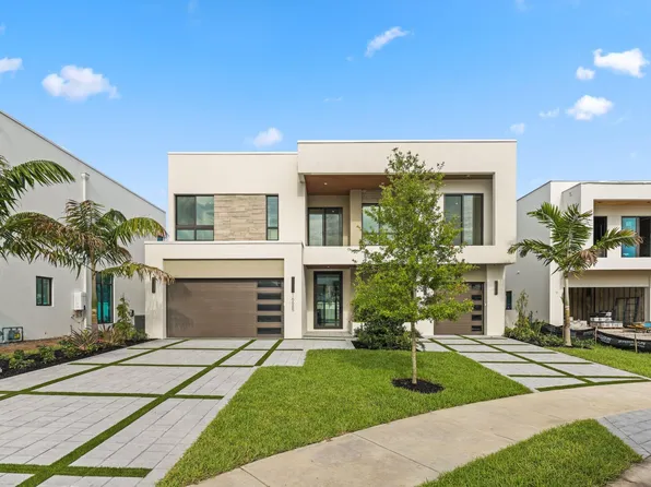 16702 Mosaic Place, Delray Beach, FL 33446