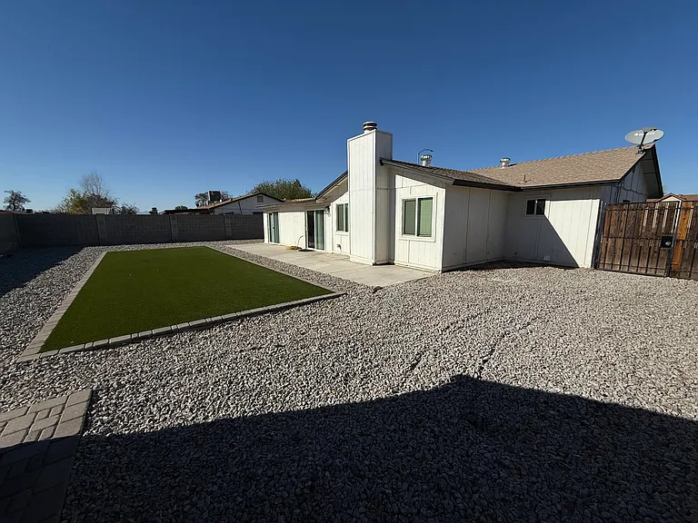 6959 W Mountain View Rd — Photo 20