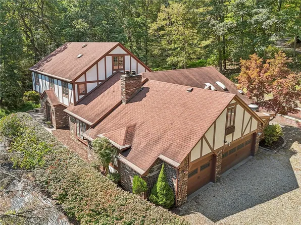4190 Tamarack Ln, Murrysville, PA 15668
