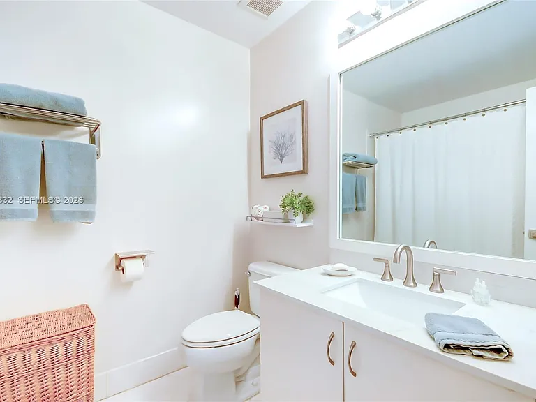 10237 NW 52nd Ln #10237 — Photo 25