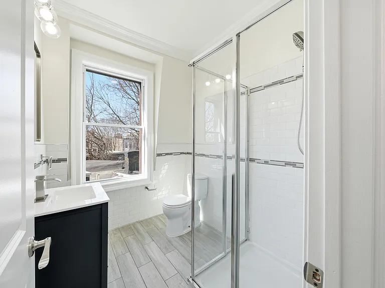 37 Astor Pl #2 — Photo 17