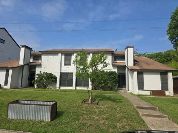7108 Creekside Dr APT B, Austin, TX 78752