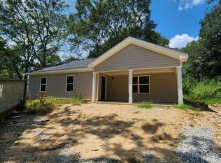 220 Walton St, Loganville, GA