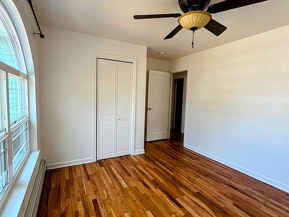4th image of 541 E Sussex Ave
