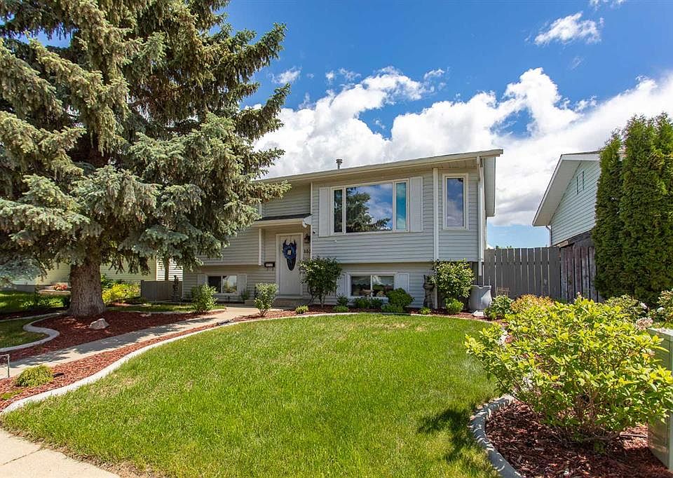 1st image of 153 W Westview Cres