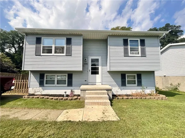 4330 Creekside Dr, North East, PA 16428