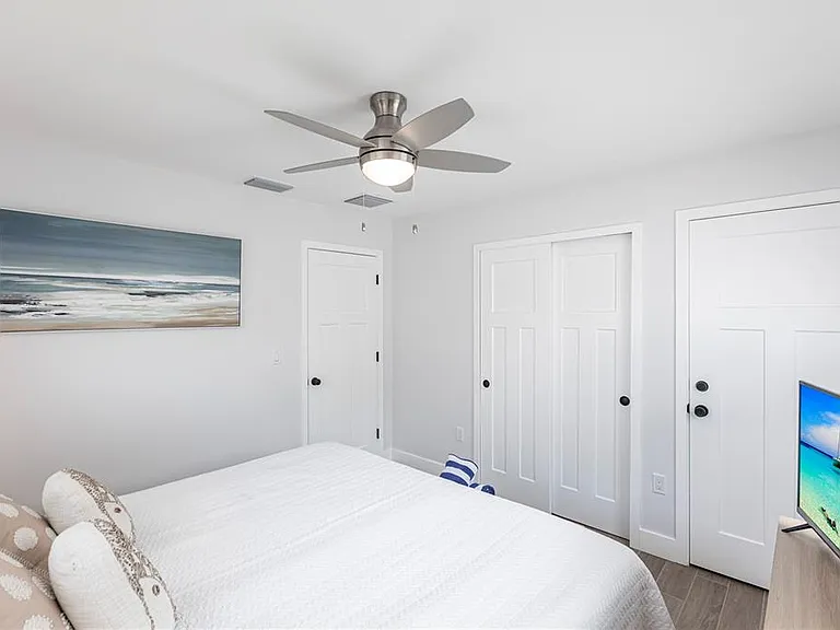 6020 Midnight Pass Rd #27 — Photo 18