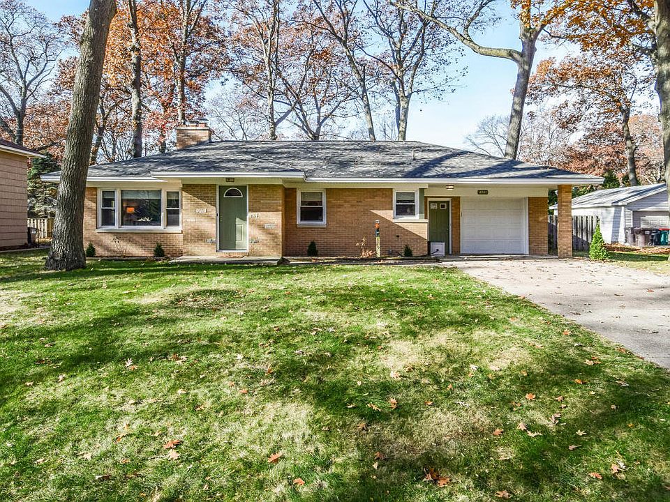 1st image of 4041 Stamford Dr