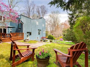 27 Byram Hill Rd, Armonk, NY 10504