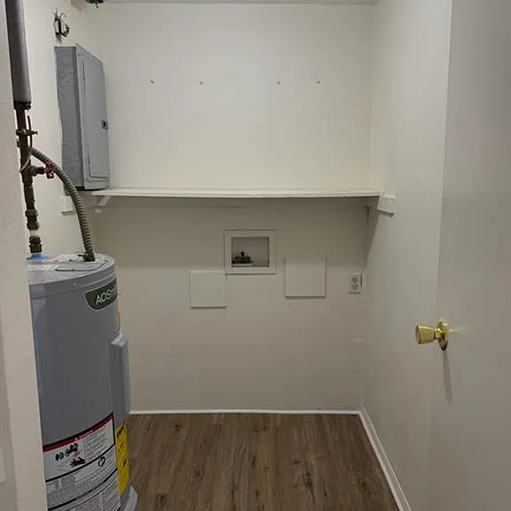 336 Grove St — Photo 11