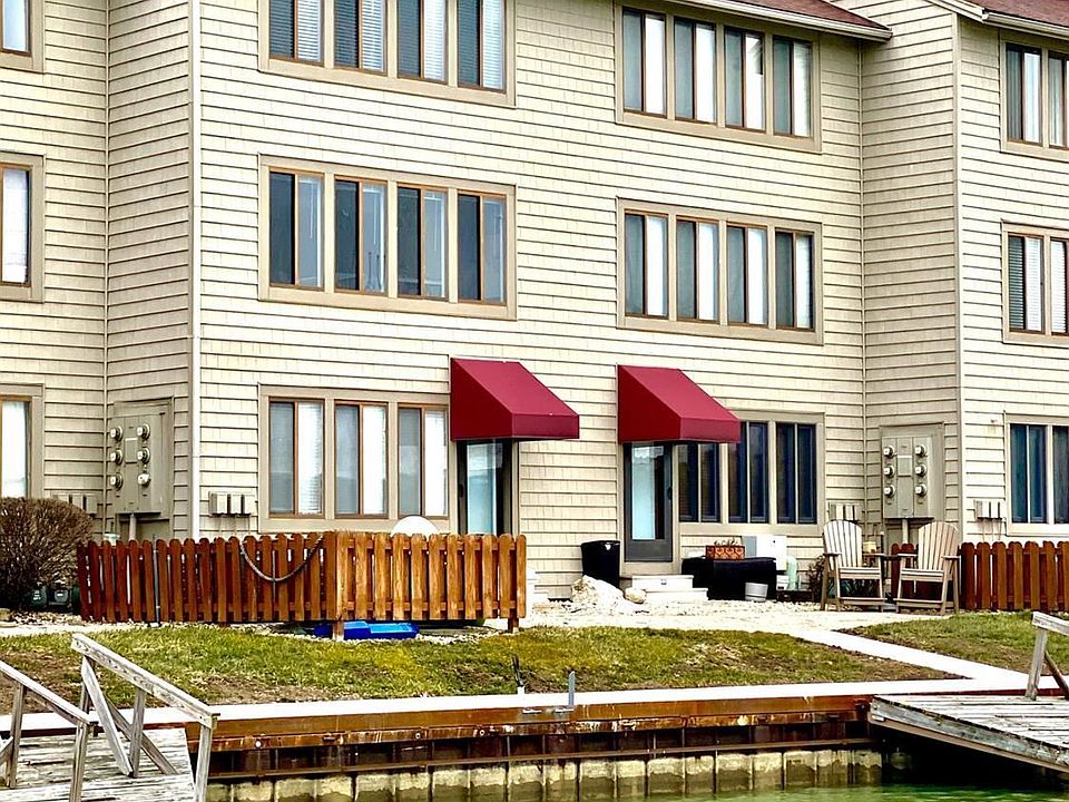 1st image of 509 W Lakeshore Dr APT B3
