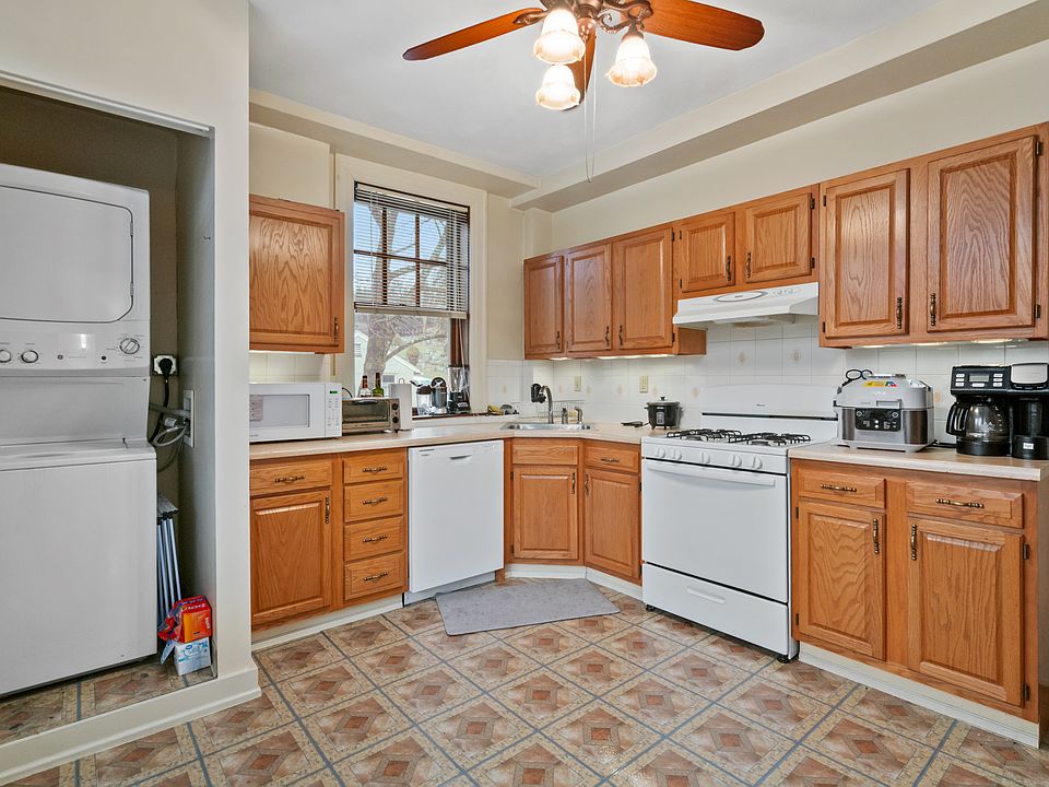 1st image of 1775 Beechwood Blvd #1