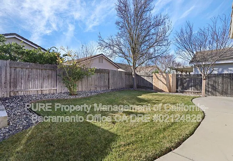 1518 Sandmark Dr — Photo 14