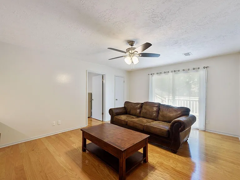 2824 S Logrun Cir — Photo 34