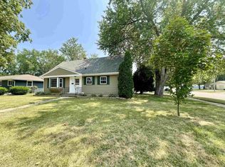 1902 Liberty Ln, Janesville, WI 53545