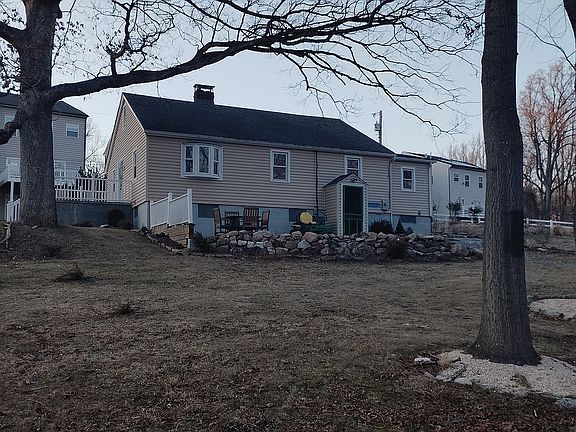 3rd image of 4619 Lathe Rd