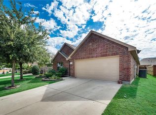 12021 Rowsley Ln, Burleson, TX 76028