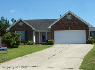 6307 Foxglen Dr, Fayetteville, NC 28314