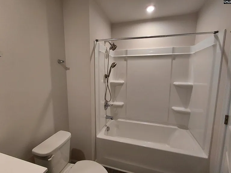 329 Saskatoon Dr — Photo 28