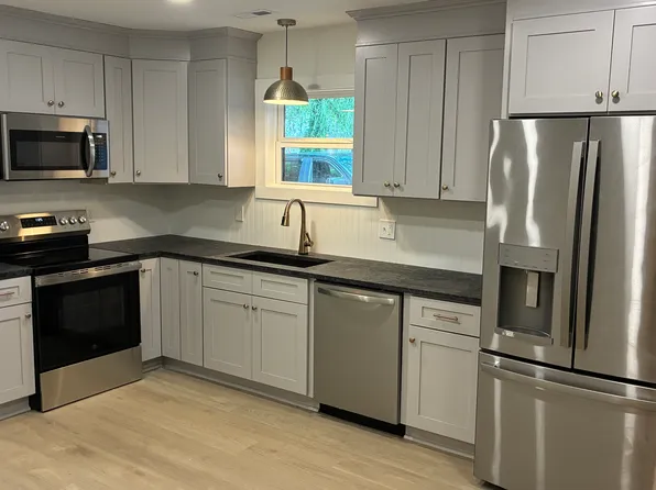 138 Ash Ln, Boone, NC 28607